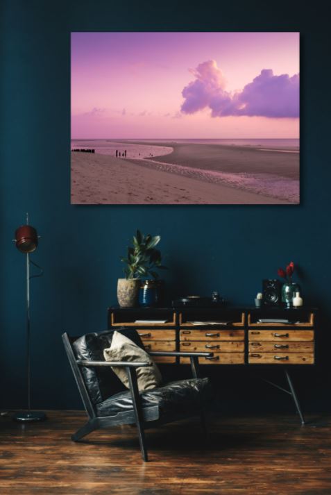 Weststrand auf Sylt im Sonnenuntergang als Wandbild im Wohnzimmer
