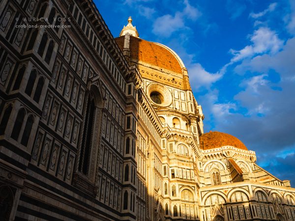 Kathedrale von Florenz von der Sonne angeleuchtet