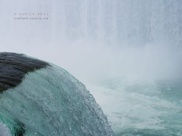 Nahaufnahme der herabstürzenden Horseshoe Falls